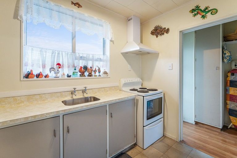 Photo of property in 256b Wellington Road, Wainuiomata, Lower Hutt, 5014