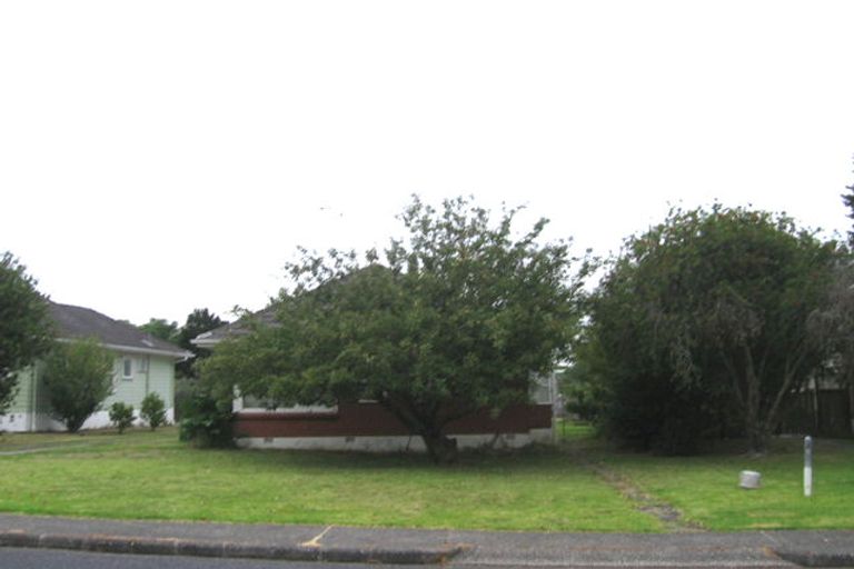 Photo of property in 16a Evelyn Place, Hillcrest, Auckland, 0627