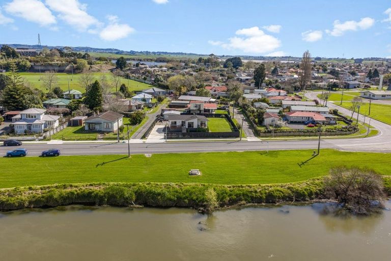 Photo of property in 28 Riverview Road, Huntly, 3700