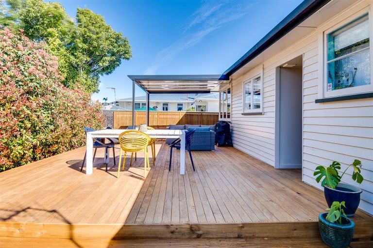 Photo of property in 143 Nuffield Avenue, Marewa, Napier, 4110