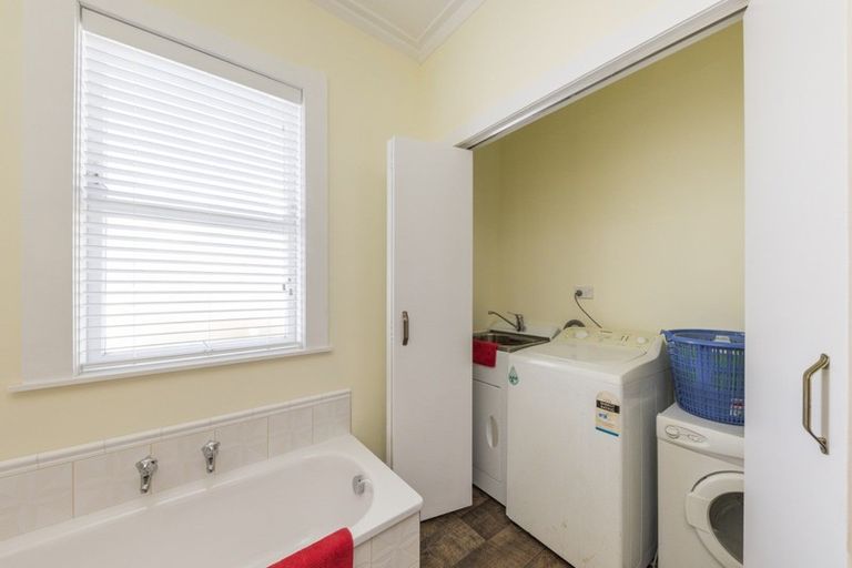 Photo of property in 7 Station Road, Marton, 4710