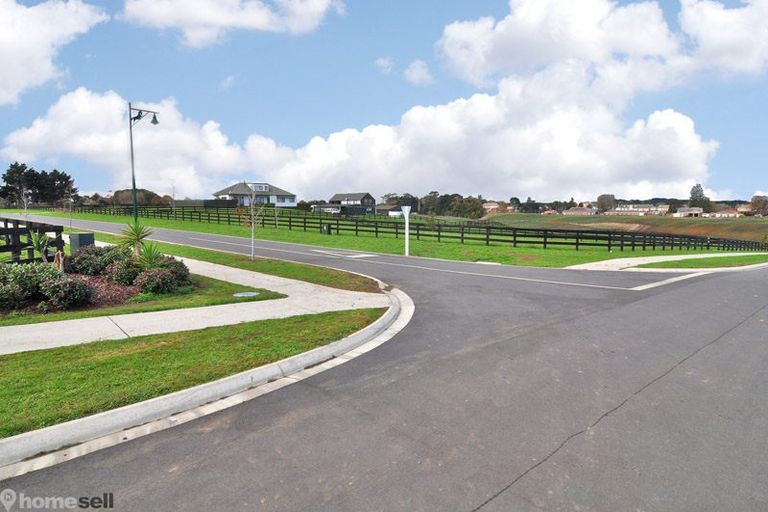 Photo of property in 129 Mcrobbie Road, Kingseat, Pukekohe, 2580