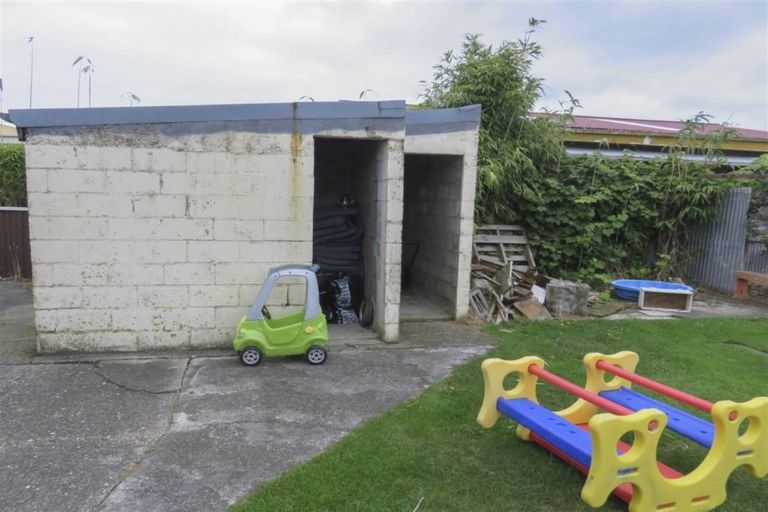 Photo of property in 54 Price Street, Grasmere, Invercargill, 9810