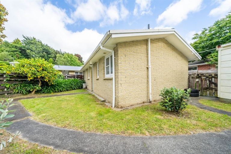 Photo of property in 7b Deller Grove, Silverstream, Upper Hutt, 5019