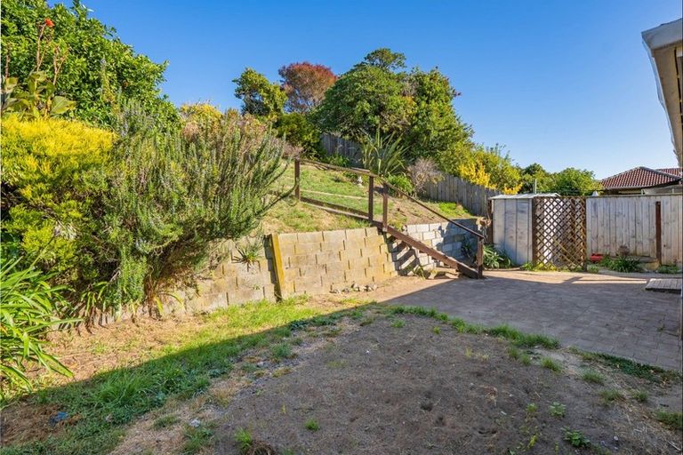 Photo of property in 11 Anaru Street, Raumati Beach, Paraparaumu, 5032