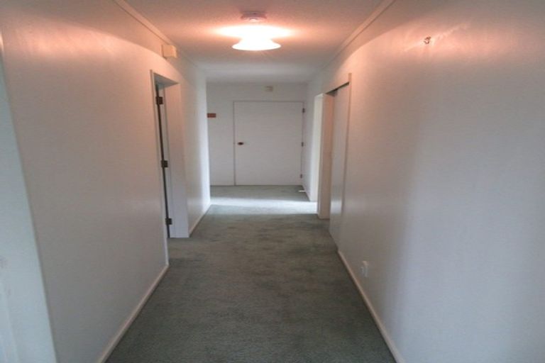 Photo of property in 2 Eatwell Avenue, Paraparaumu Beach, Paraparaumu, 5032