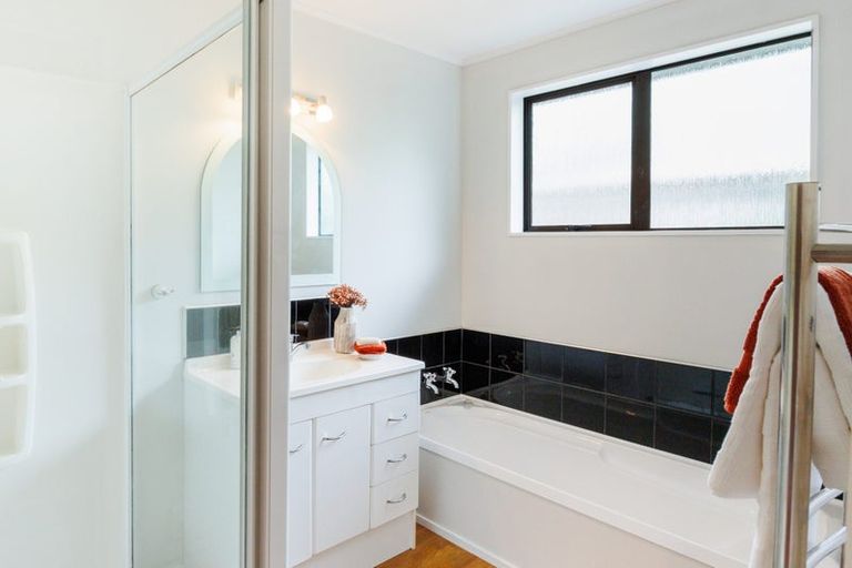 Photo of property in 3 Newland Court, Palmerston North, 4410