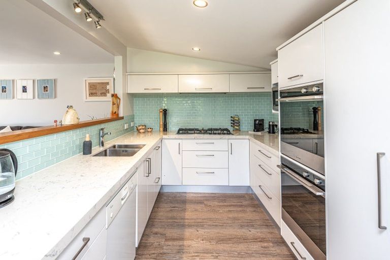 Photo of property in 111 Peat Avenue, Kai Iwi, Whanganui, 4574