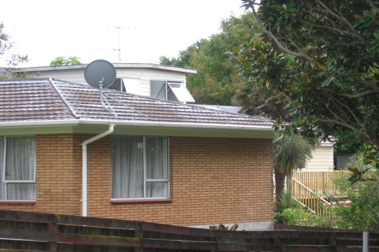 Photo of property in 33 Miro Street, New Lynn, Auckland, 0600