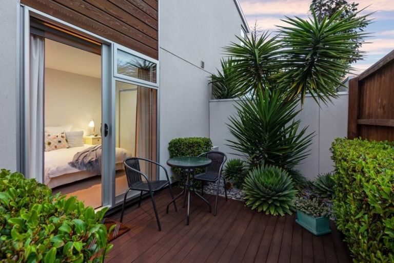 Photo of property in 44b Devon Street, Sydenham, Christchurch, 8023