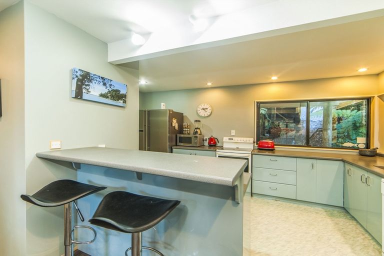 Photo of property in 25 Victory Road, Laingholm, Auckland, 0604