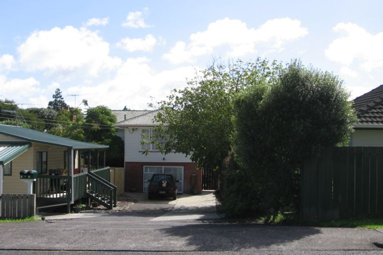 Photo of property in 2a Longburn Road, Henderson, Auckland, 0610