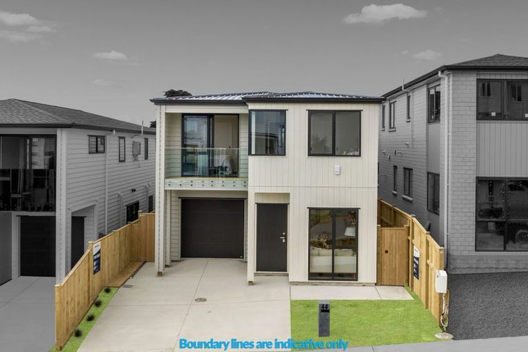Photo of property in 44 Adamson Road, Flat Bush, Auckland, 2019
