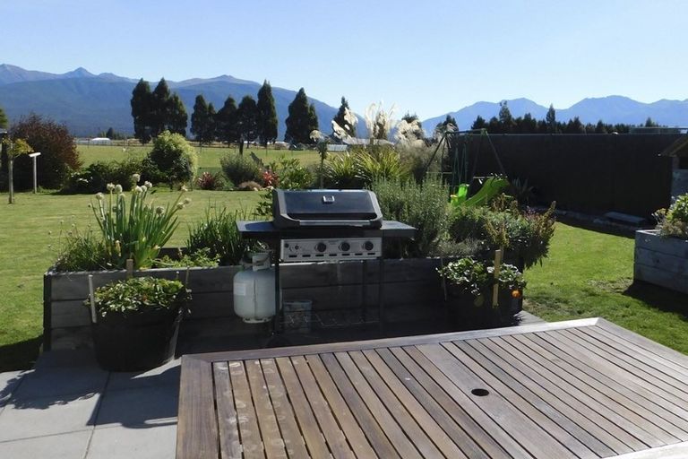Photo of property in 15 Orbell Crescent, Te Anau, 9679