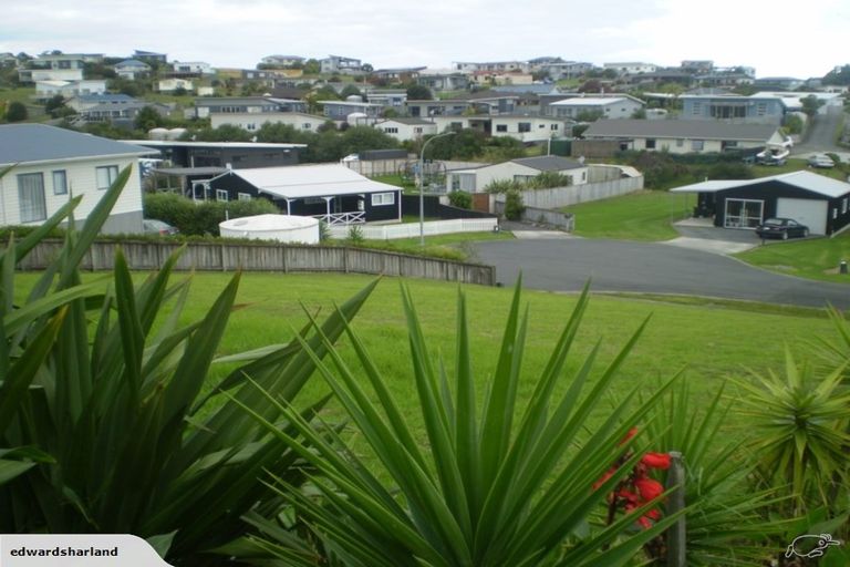 Photo of property in 9 Te Whai Street, Mangawhai Heads, Mangawhai, 0505