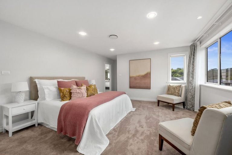 Photo of property in 51 Blacks Road, Greenhithe, Auckland, 0632