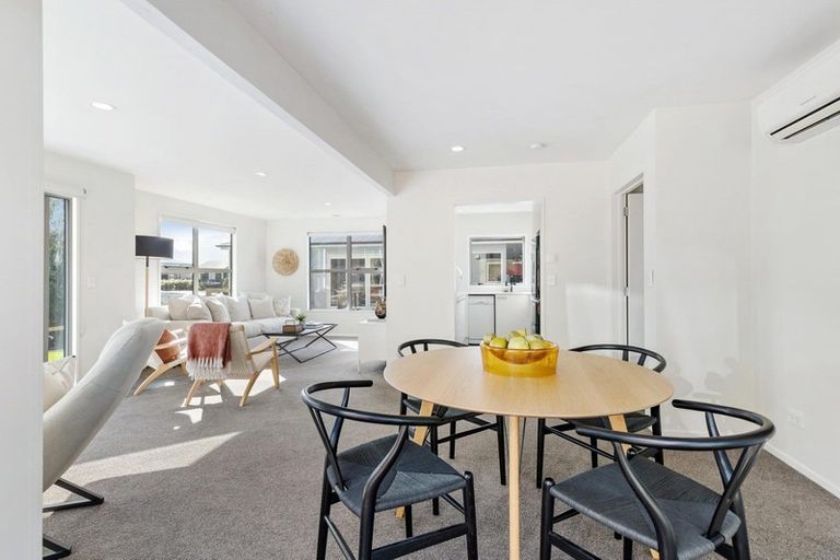 Photo of property in 4a Dart Place, Fernhill, Queenstown, 9300