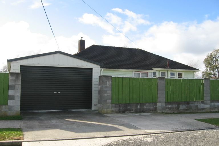 Photo of property in 32 Poole Street, Feilding, 4702