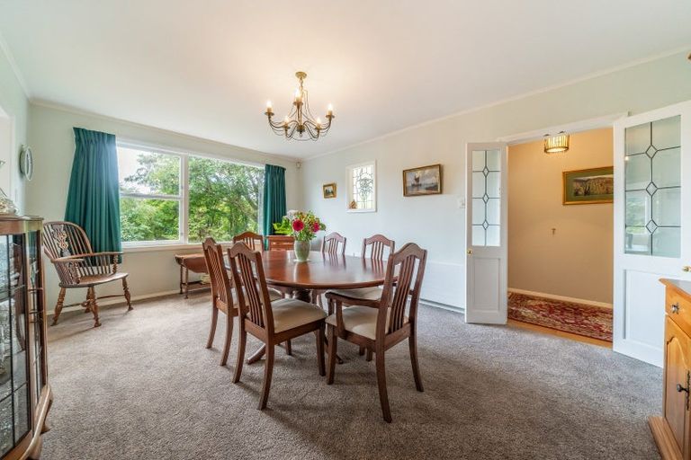 Photo of property in 39 Blue Mountains Road, Silverstream, Upper Hutt, 5019