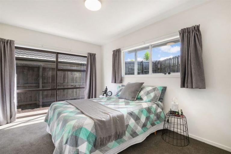 Photo of property in 45 Matuhi Rise, Henderson, Auckland, 0612