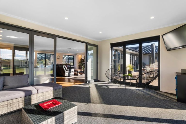 Photo of property in 19 Taylor Place, Prebbleton, Christchurch, 7676