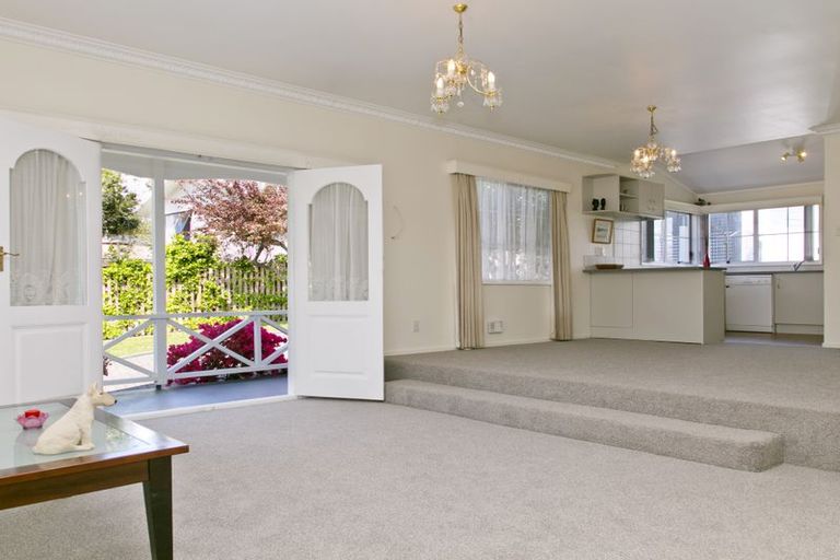 Photo of property in 9 Greenwich Street, Richmond Heights, Taupo, 3330