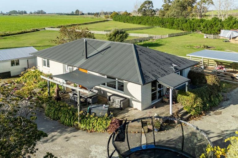 Photo of property in 871 Arowhenua Road, Kerrytown, Timaru, 7974