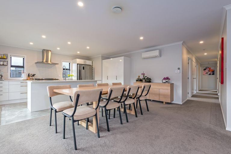 Photo of property in 1 Serenity Crescent, Kelvin Grove, Palmerston North, 4414
