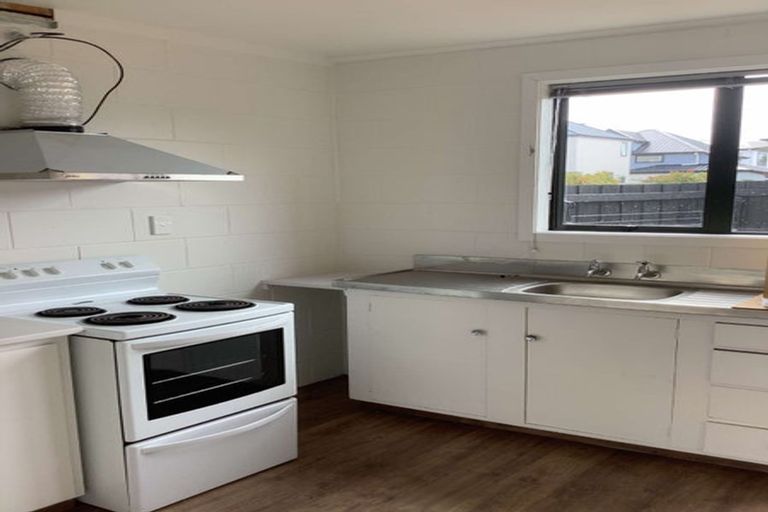 Photo of property in 2/86 Picton Avenue, Riccarton, Christchurch, 8011