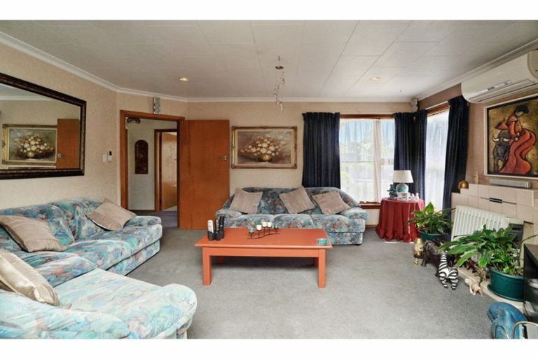 Photo of property in 95 Kendal Avenue, Burnside, Christchurch, 8053