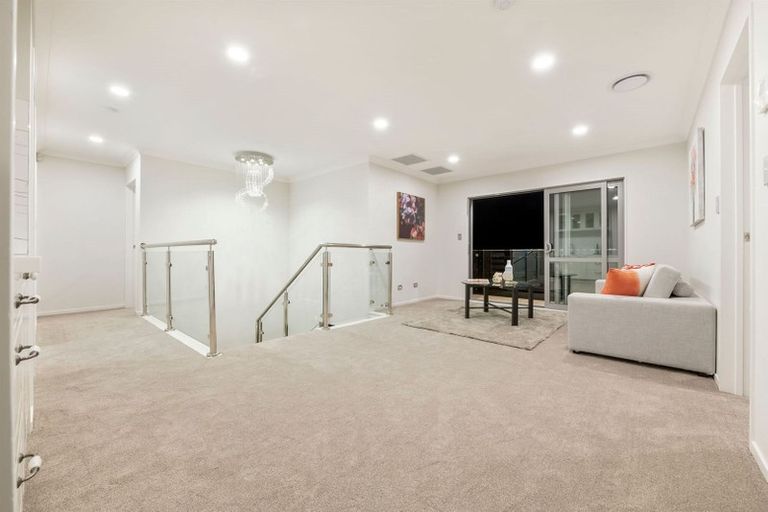 Photo of property in 84 Tir Conaill Avenue, Flat Bush, Auckland, 2019