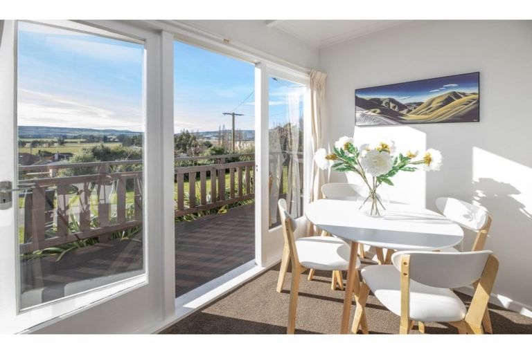 Photo of property in 19 Oxford Street, Waikari, 7420