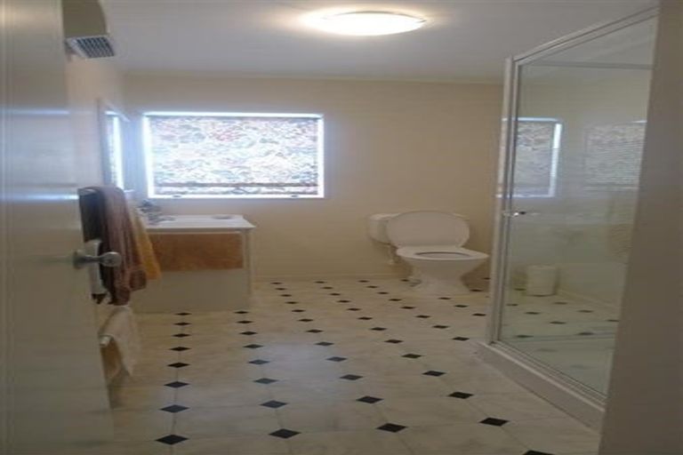 Photo of property in 12 Macalister Place, Miramar, Wellington, 6022