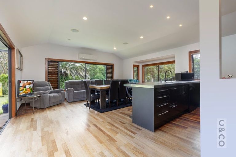 Photo of property in 368 Matua Road, Kumeu, 0891