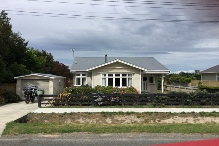 Photo of property in 34 Esther Street, Martinborough, 5711