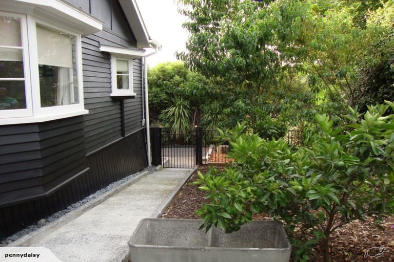 Photo of property in 28 Oakley Avenue, Claudelands, Hamilton, 3214