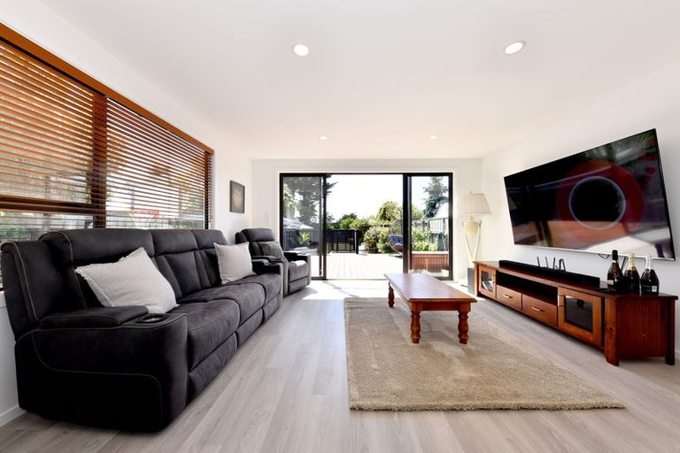 Photo of property in 133 Estuary Road, South New Brighton, Christchurch, 8062