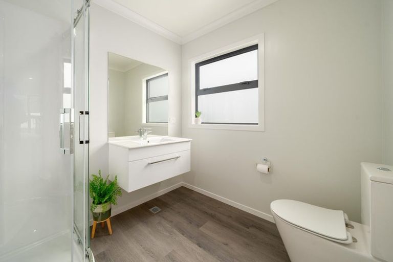 Photo of property in 140 Jamaica Drive, Grenada North, Wellington, 5028