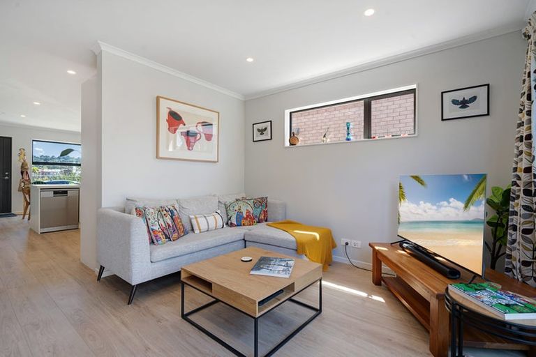 Photo of property in 45 O'meara Street, Swanson, Auckland, 0614