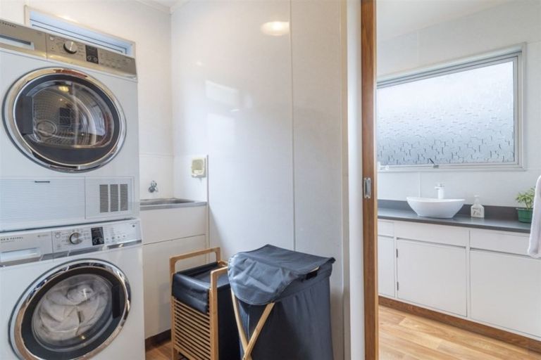 Photo of property in 43 Levers Road, Matua, Tauranga, 3110