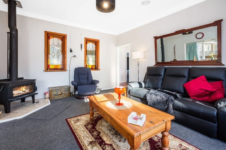 Photo of property in 27 Stanley Street, Wainuiomata, Lower Hutt, 5014