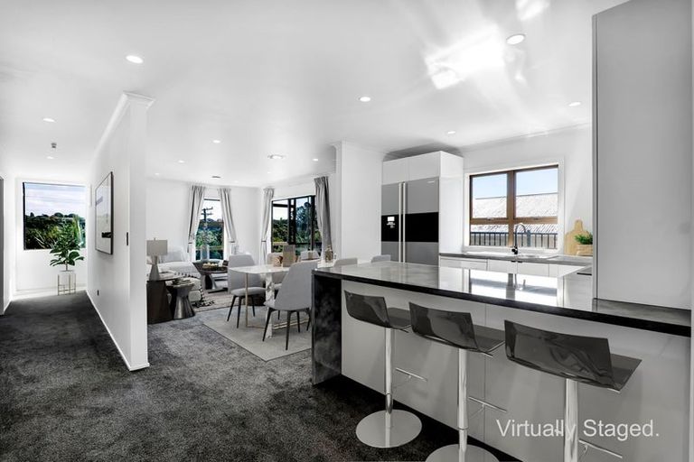 Photo of property in 115 Mangorei Road, Merrilands, New Plymouth, 4312