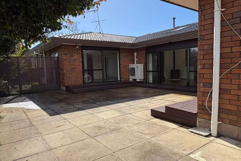 Photo of property in 163 Walter Strevens Drive, Conifer Grove, Takanini, 2112