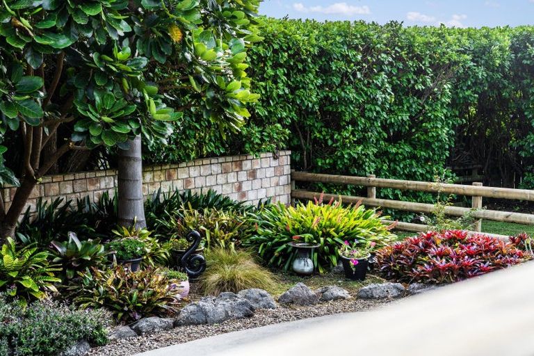 Photo of property in 23 Trigg Road, Huapai, Kumeu, 0810