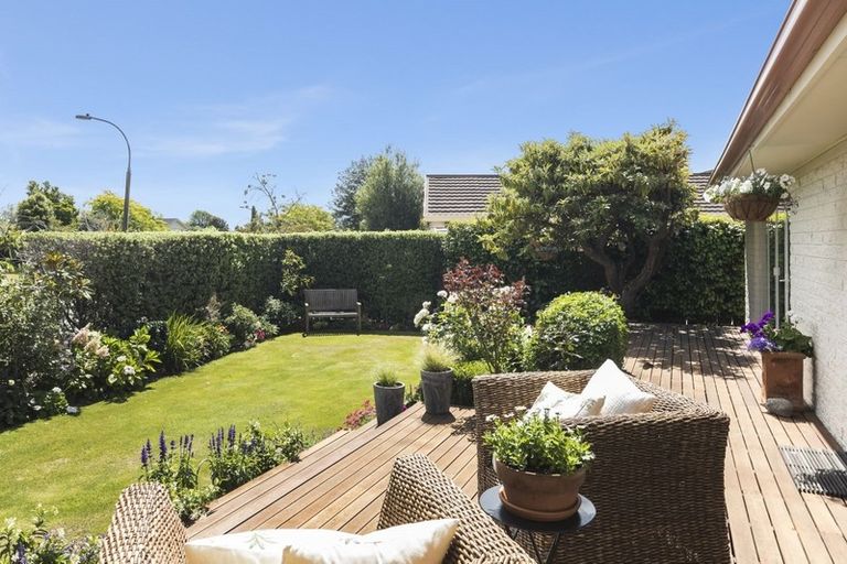 Photo of property in 21 Rutherglen Avenue, Ilam, Christchurch, 8041