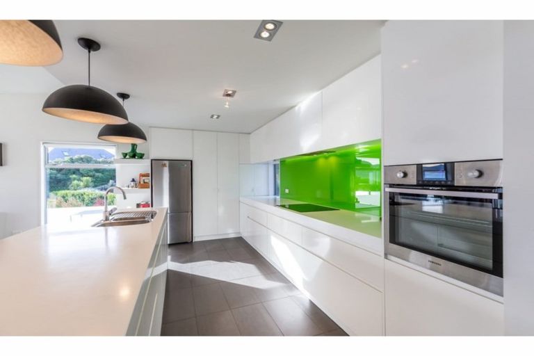 Photo of property in 10 Euan Sarginson Place, Diamond Harbour, Lyttelton, 8971