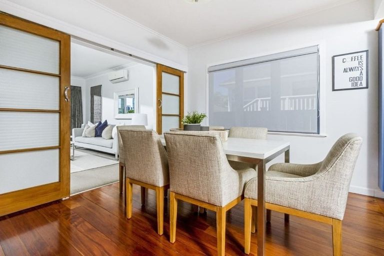 Photo of property in 10 Spencer Terrace, Hauraki, Auckland, 0622