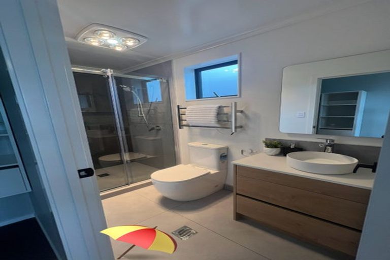 Photo of property in 2/1 Sundown Crescent, Melville, Hamilton, 3206