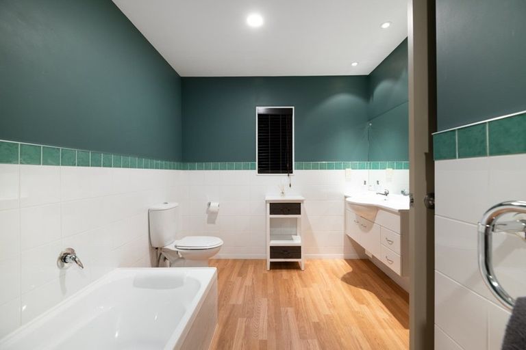 Photo of property in 11 Sabana Place, Bethlehem, Tauranga, 3110