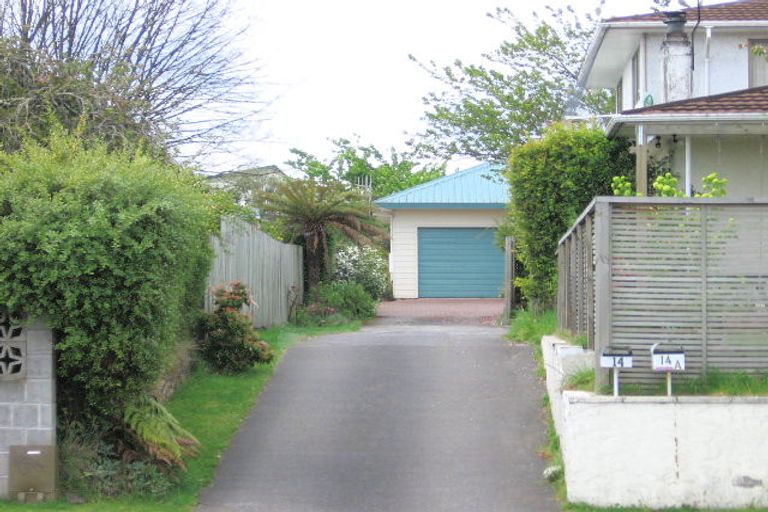 Photo of property in 14 Tamatea Road, Taupo, 3330